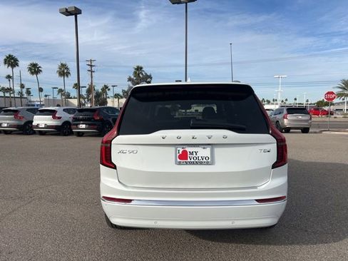 New 2026 Volvo XC90 T8 Plus w/ Protection Package Premier AWD/4WD image 6