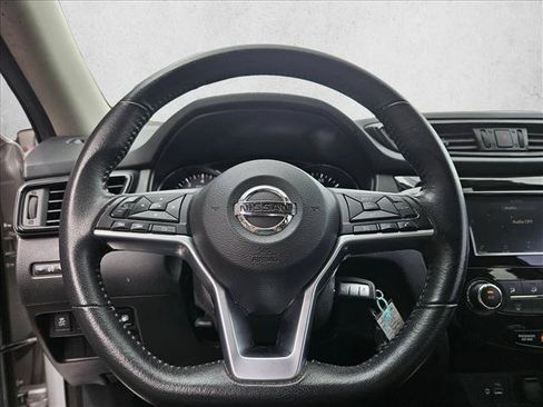 Used 2019 Nissan Rogue S w/ Special Edition Package FWD image 13