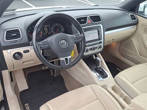 Used 2013 Volkswagen Eos Komfort image 8