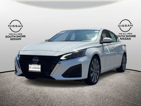 Certified 2025 Nissan Altima 2.5 SL FWD image 4