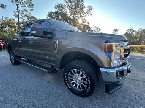 Used 2022 Ford F350 Lariat w/ Lariat Value Package image 3