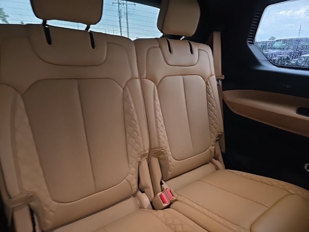 Used 2024 Jeep Grand Cherokee L Summit AWD/4WD image 99