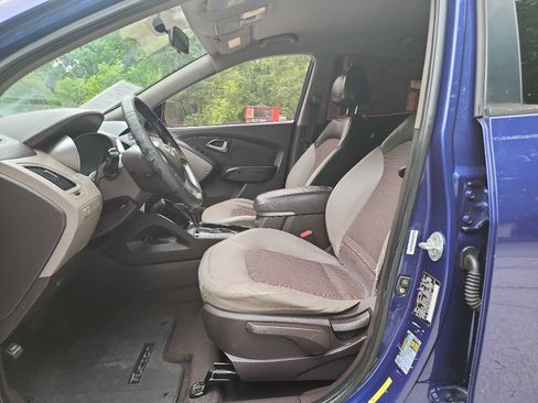 Used 2011 Hyundai Tucson GLS FWD image 10