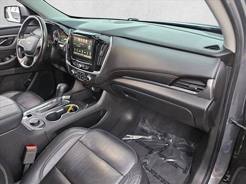 Used 2019 Chevrolet Traverse LT w/ LPO, Black Accent Package image 21