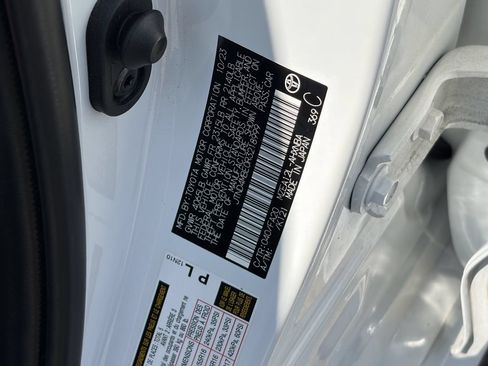 Certified 2024 Toyota Corolla SE w/ SE Package FWD image 13