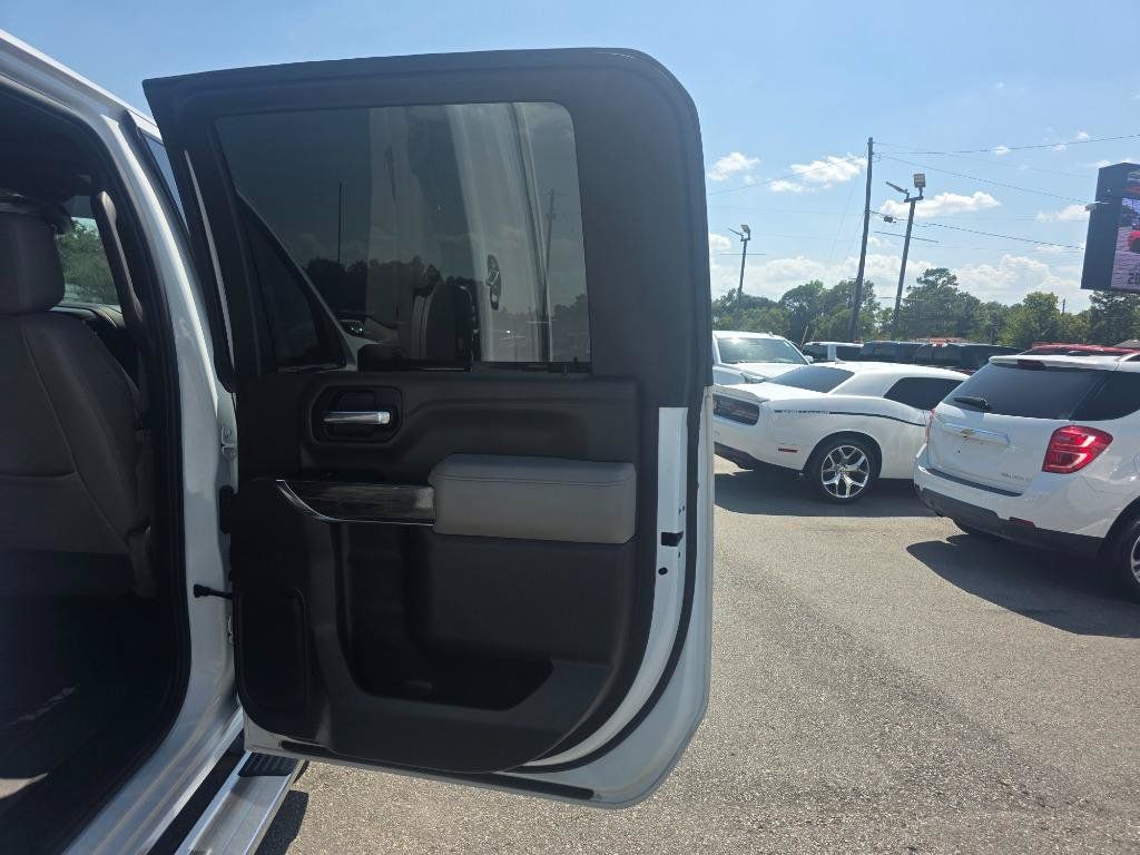 Used 2022 Chevrolet Silverado 2500 LTZ w/ LTZ Premium Package AWD/4WD image 12