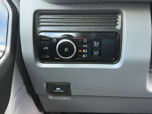 Used 2023 Ford F450 XL RWD image 15