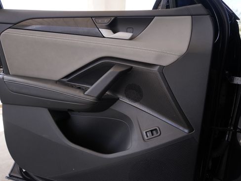 New 2026 Volkswagen Tiguan SE R-Line FWD image 15