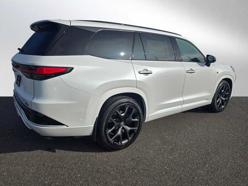 New 2026 Lexus TX 500h AWD image 3