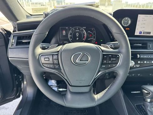 Certified 2023 Lexus ES 350 w/ Premium Package image 14