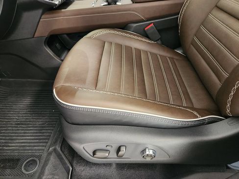 Used 2026 GMC Acadia Denali Ultimate w/ LPO, Floor Liner Package FWD image 23