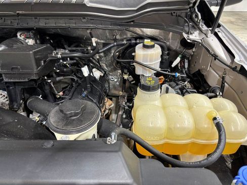 Used 2022 Ford F250 XLT w/ XLT Value Package image 25