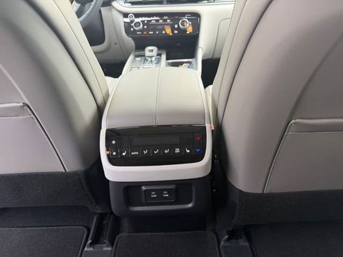 Used 2026 INFINITI QX60 Luxe w/ Cargo Package image 7