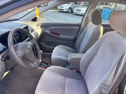 Used 2005 Toyota Corolla LE FWD image 11