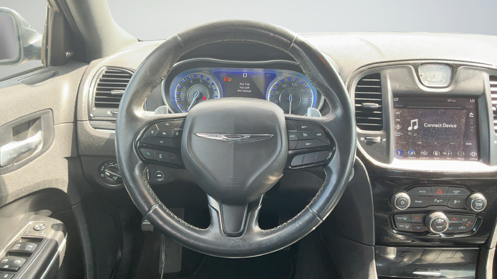 Certified 2022 Chrysler 300 S RWD image 9