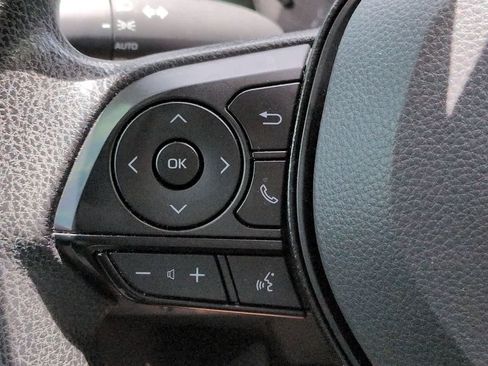Certified 2025 Toyota Corolla LE FWD image 22