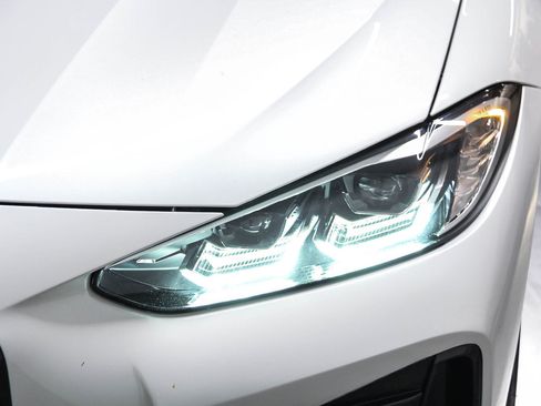 Used 2021 BMW 440i xDrive Coupe w/ Premium Package image 10