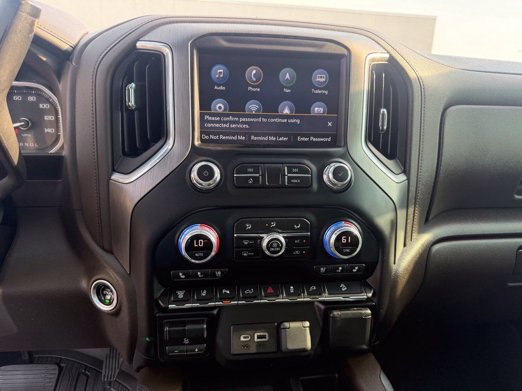 Used 2023 GMC Sierra 3500 Denali w/ Denali Ultimate Package AWD/4WD image 35