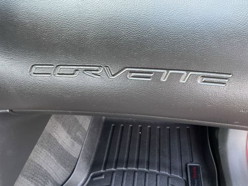 Used 2007 Chevrolet Corvette Convertible w/ Preferred Equipment Group image 26