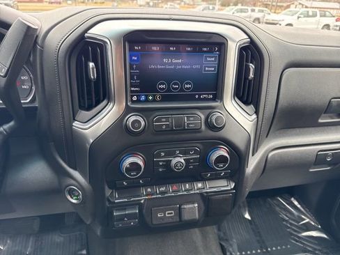 Used 2020 Chevrolet Silverado 1500 LT w/ All-Star Edition AWD/4WD image 11