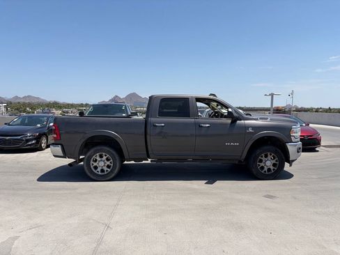 Used 2021 RAM 2500 Laramie AWD/4WD image 3