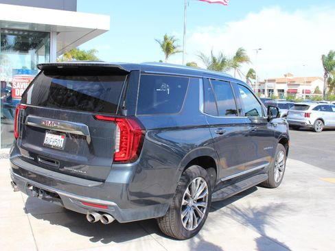 Used 2021 GMC Yukon Denali w/ Advanced Technology Package image 9
