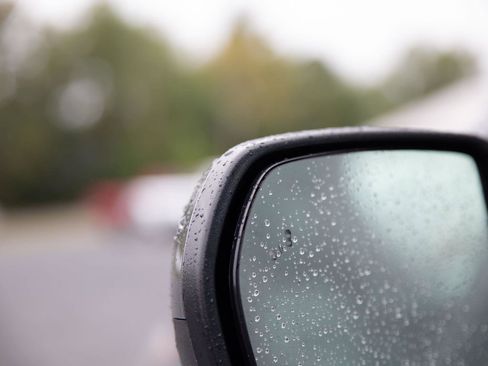 Used 2024 Ford Edge SEL image 9