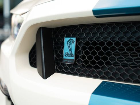 Used 2020 Ford Mustang Shelby GT350R w/ GT350R Equipment Group 920A RWD image 51