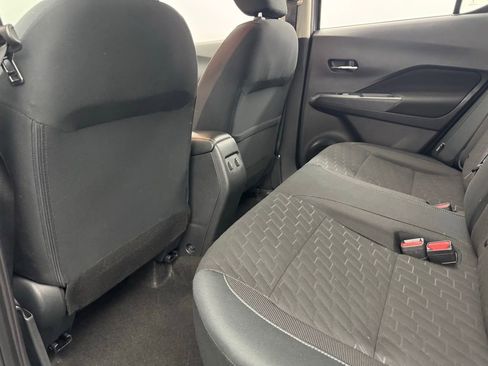 Used 2024 Nissan Kicks SV image 34