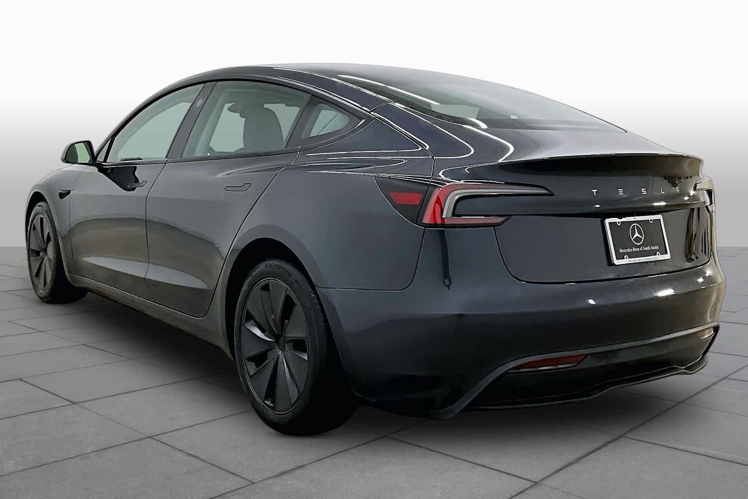 Used 2024 Tesla Model 3 Standard Range RWD image 11