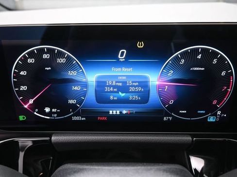 Certified 2025 Mercedes-Benz GLA 250 image 32