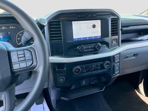 Used 2023 Ford F150 XLT image 14