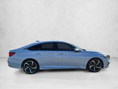 Used 2019 Honda Accord Sport image 4
