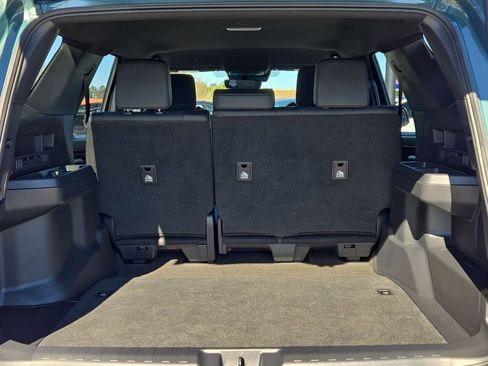 Used 2025 Toyota 4Runner TRD Off-Road Premium image 10