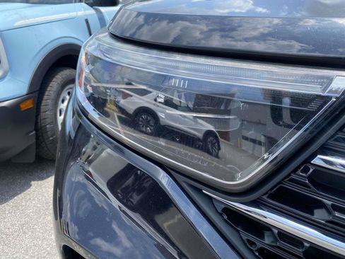 Used 2021 Ford Explorer XLT w/ Equipment Group 202A RWD image 11