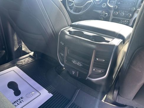 Used 2022 RAM 1500 Big Horn AWD/4WD image 16