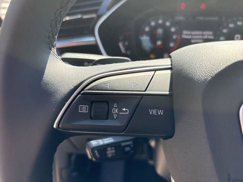 Certified 2025 Audi Q3 2.0T Premium w/ Convenience Package image 24