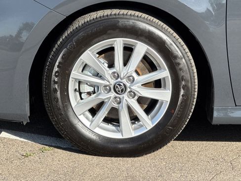 Used 2026 Toyota Camry LE image 23