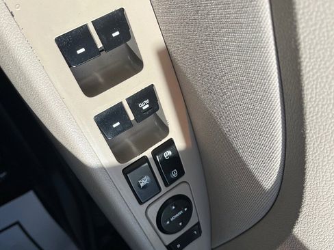 Used 2018 Hyundai Elantra Value Edition image 22