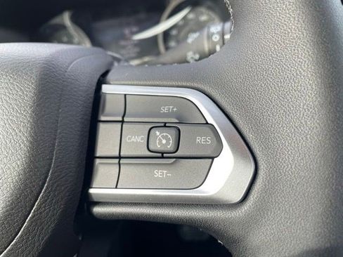 New 2026 Jeep Compass Latitude AWD/4WD image 15