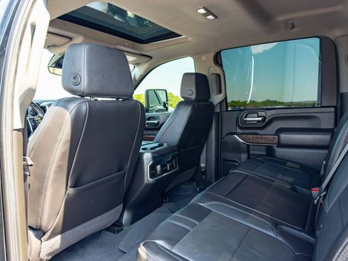 Used 2020 GMC Sierra 2500 Denali w/ Denali Ultimate Package AWD/4WD image 9