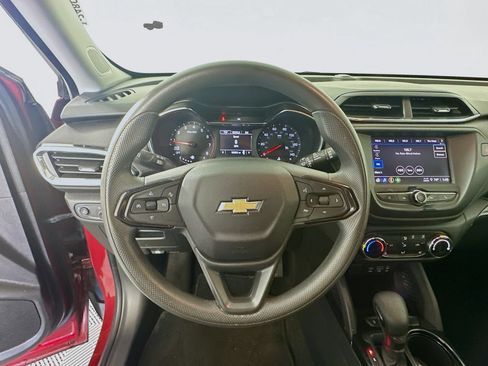 Used 2023 Chevrolet TrailBlazer LT FWD image 11