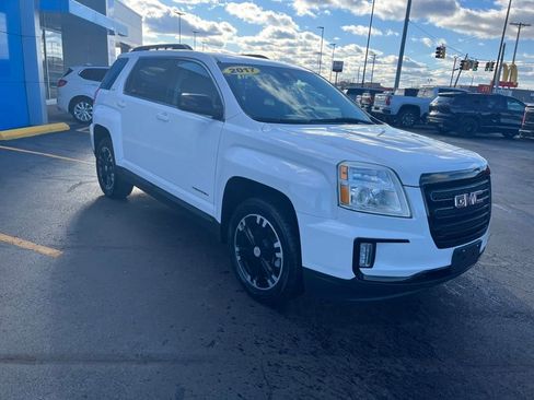Used 2017 GMC Terrain SLE w/ Nightfall Package image 7