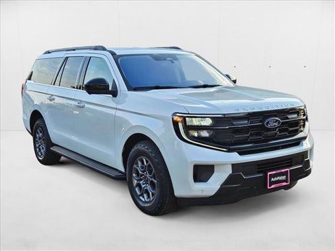 New 2025 Ford Expedition Max Active image 7