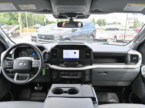 Used 2023 Ford F150 XL AWD/4WD image 2