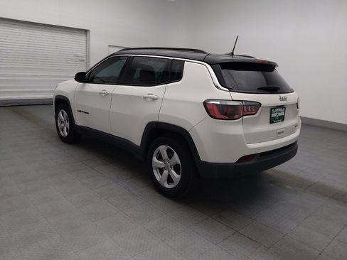 Used 2019 Jeep Compass Latitude FWD image 3