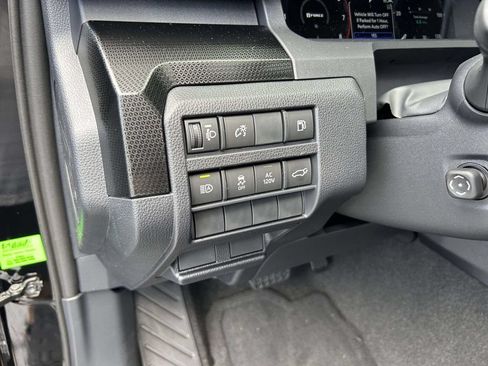 New 2026 Toyota 4Runner Limited AWD/4WD image 18
