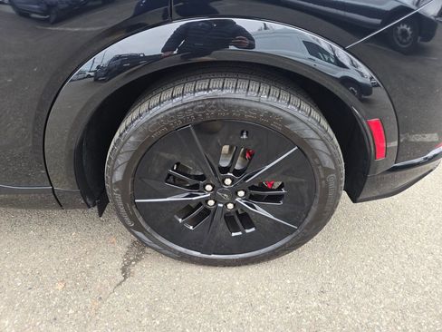 Used 2025 Ford Mustang Mach-E GT image 9