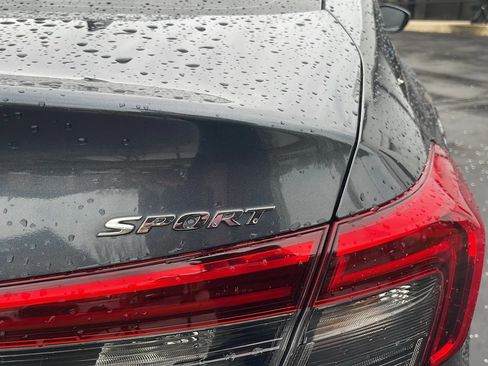 Used 2023 Honda Civic Sport image 12