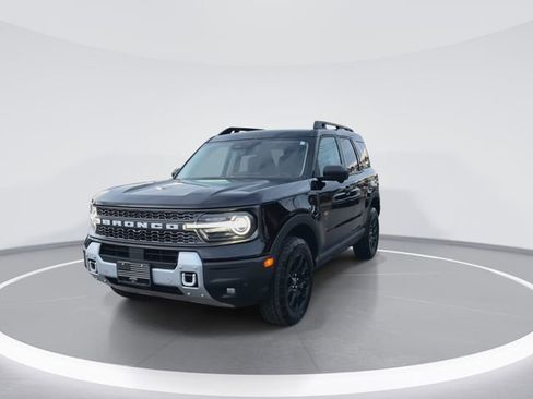 Used 2025 Ford Bronco Sport Badlands image 4